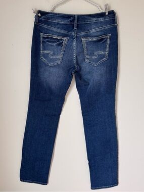 Silver Jeans Suki Straight Womens w30/L31
Mid Rise Blue Stretch used once
